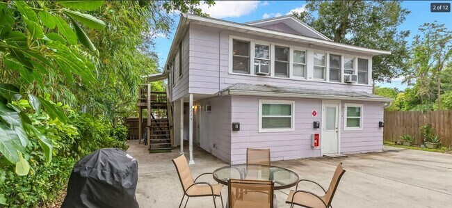 Building Photo - 1115 Highland St N