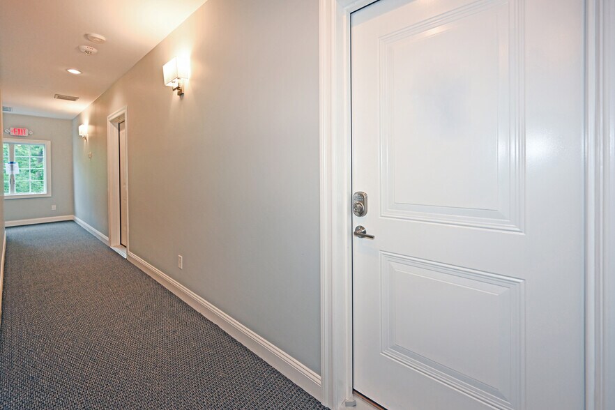 Building Photo - 184 Godwin Ave