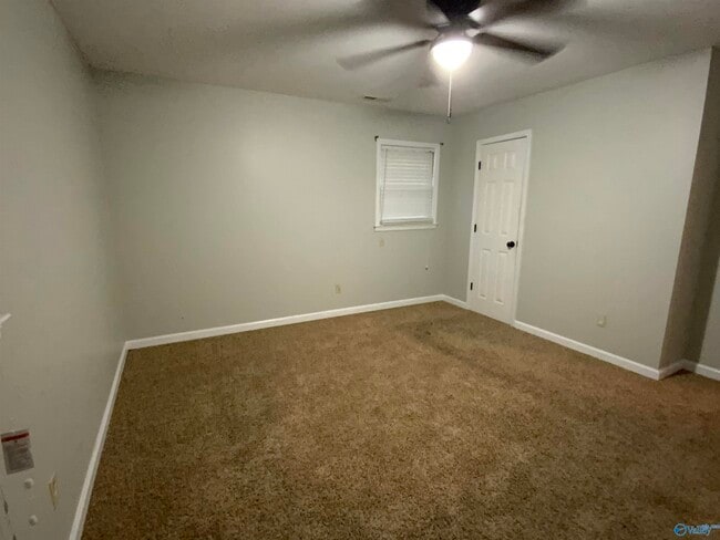 Building Photo - 108 Pat St