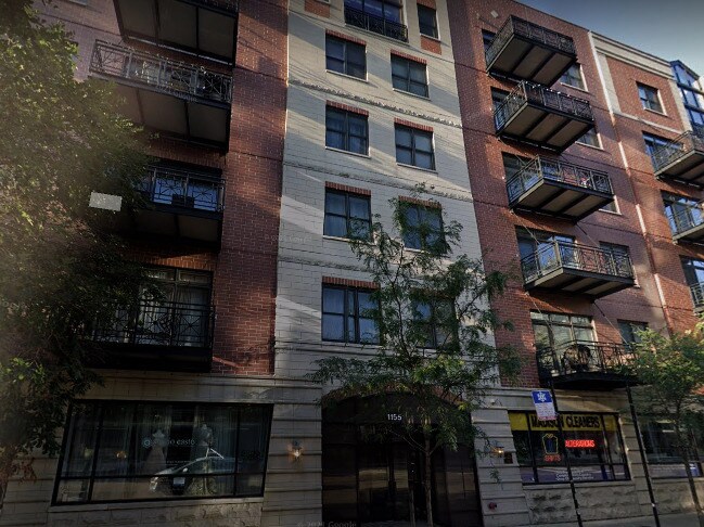 Building Photo - 1155 W Madison St