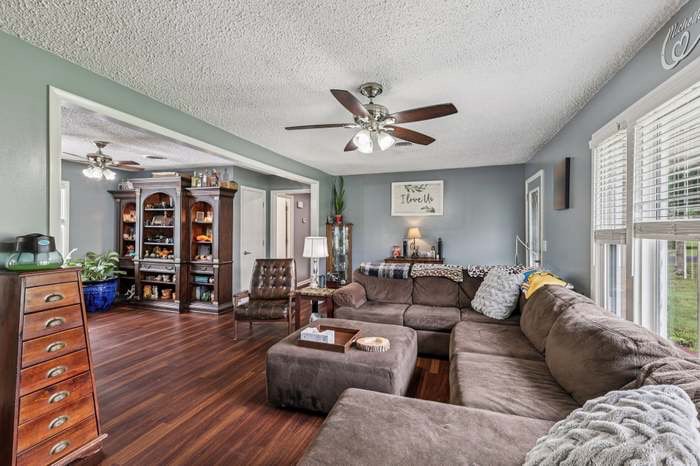 Building Photo - 3975 Lawing Dr