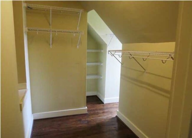 Building Photo - 1330 Essex Manor Cir