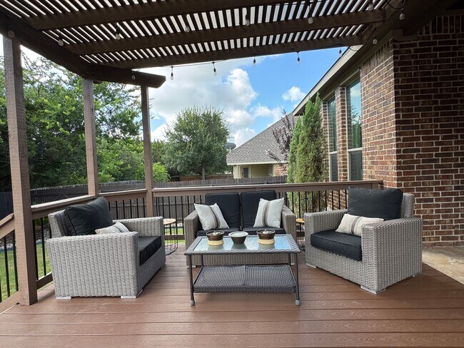 Building Photo - STUNNING LUXURY HOME  |  OPEN-CONCEPT  |  OFFICE & GAME ROOM  |  GREEN BELT  |  ALAMO RANCH  |  E...