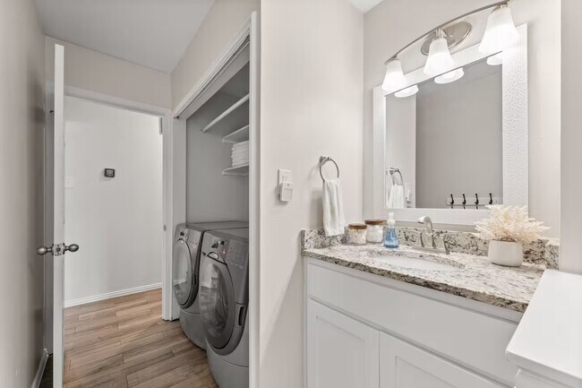 Building Photo - 2018 Sandy Trail