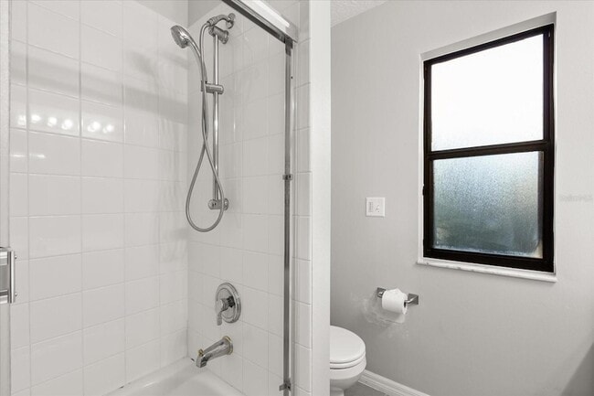 Building Photo - 226 Brightview Dr