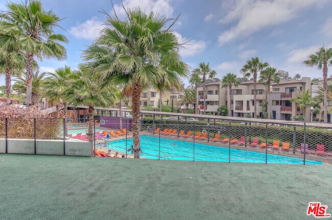 Building Photo - 13020 Pacific Promenade