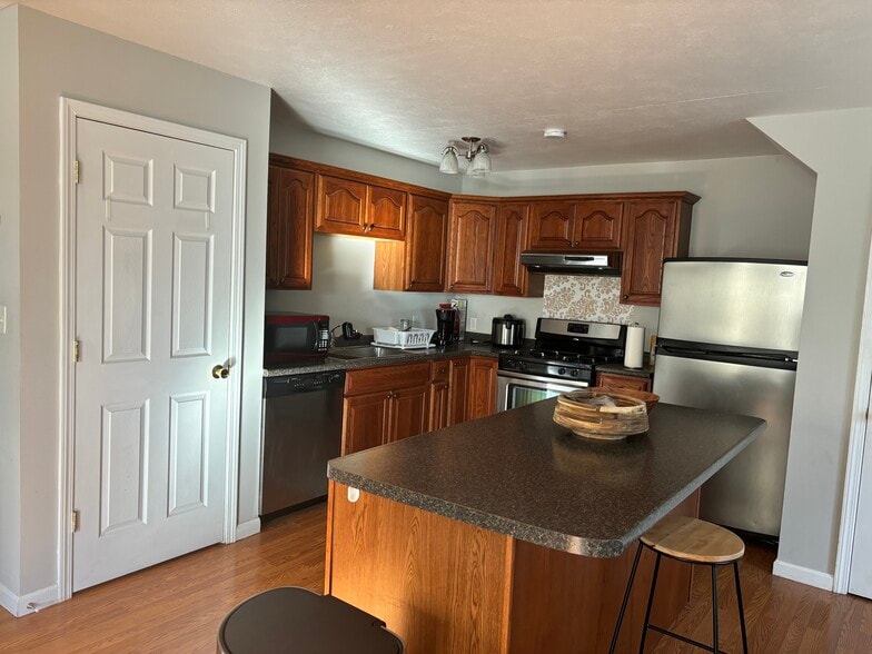 Building Photo - 7431 Emi Ln