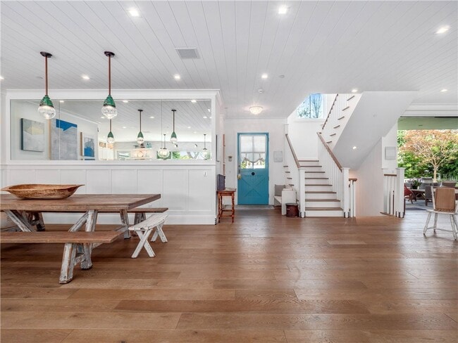 Building Photo - 3403 Laurel Ave