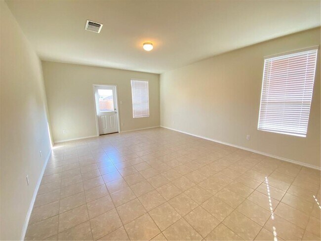Building Photo - 604 Sonterra Blvd