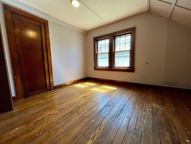 Building Photo - 3 Bed 1 Bath Single Family Home in Wausau