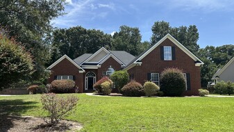 Building Photo - 389 Chastain Cir