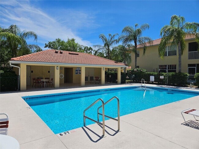 Building Photo - 904 Casa Del Lago Way