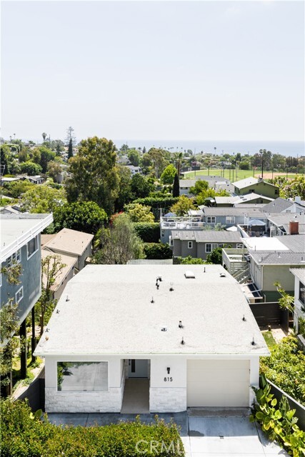Building Photo - 815 Park Ave