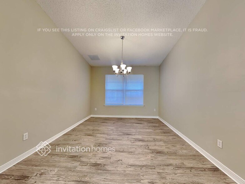 Building Photo - 6322 Ironside Dr N