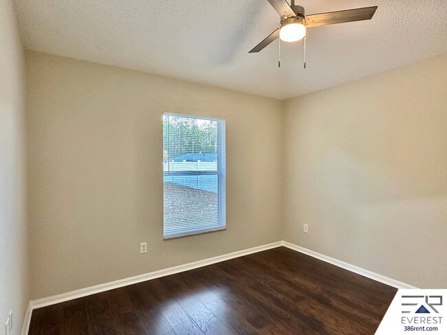 Building Photo - 32 Pierce Ln