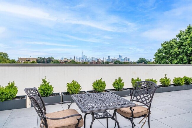 Building Photo - 3316 John F. Kennedy Blvd