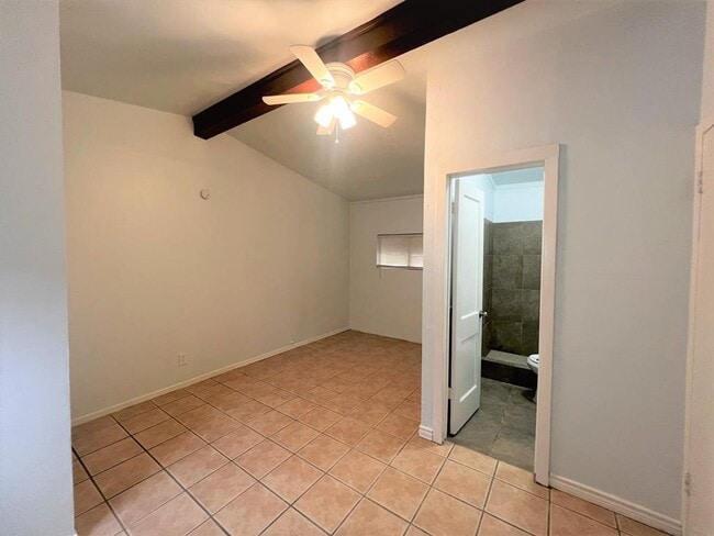 Building Photo - 2609 E Cesar Chavez St