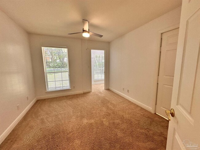 Building Photo - 9548 Lorikeet Ln