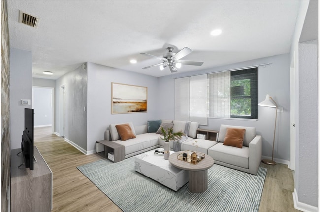 Building Photo - Leila Ave