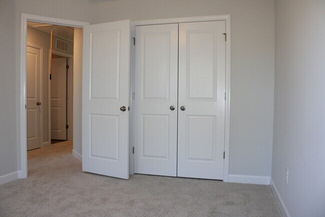 Building Photo - 3851 Well Fleet Dr