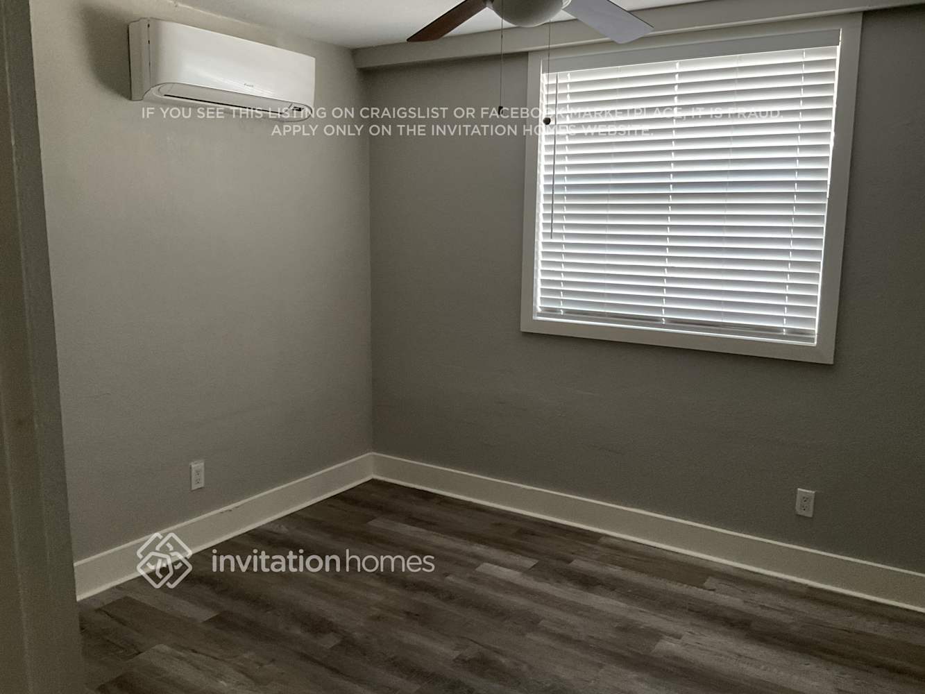 Building Photo - 450 Iris Rd