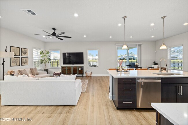 Building Photo - 181 Buffalo Ct