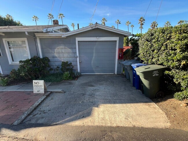 Building Photo - 8454-56 Lemon Ave