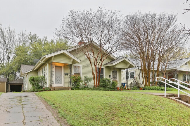 Building Photo - 5930 Velasco Ave
