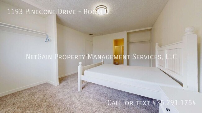 Building Photo - 1193 Pinecone Dr