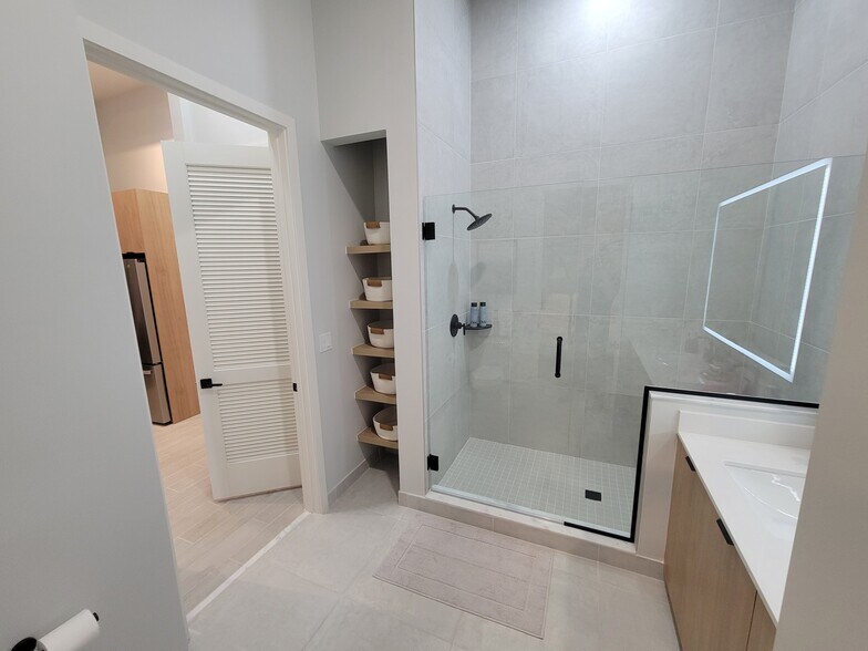 Building Photo - 3355 NW 82nd Ct