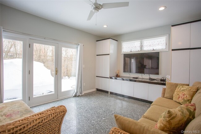 Building Photo - 9 Kensington St