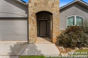 Building Photo - 1367 Fall Cover St