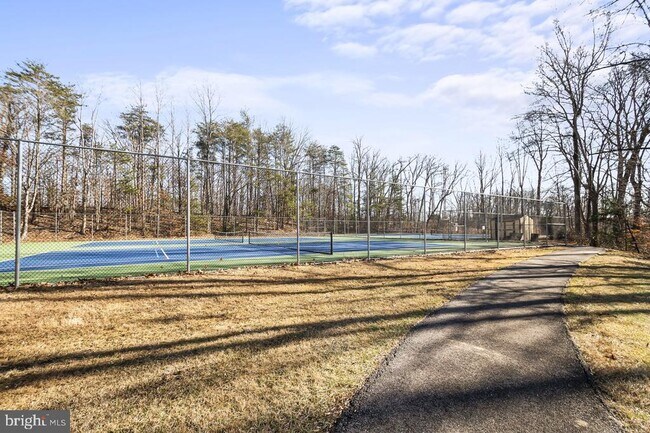 Building Photo - 8315 Brookvale Ct