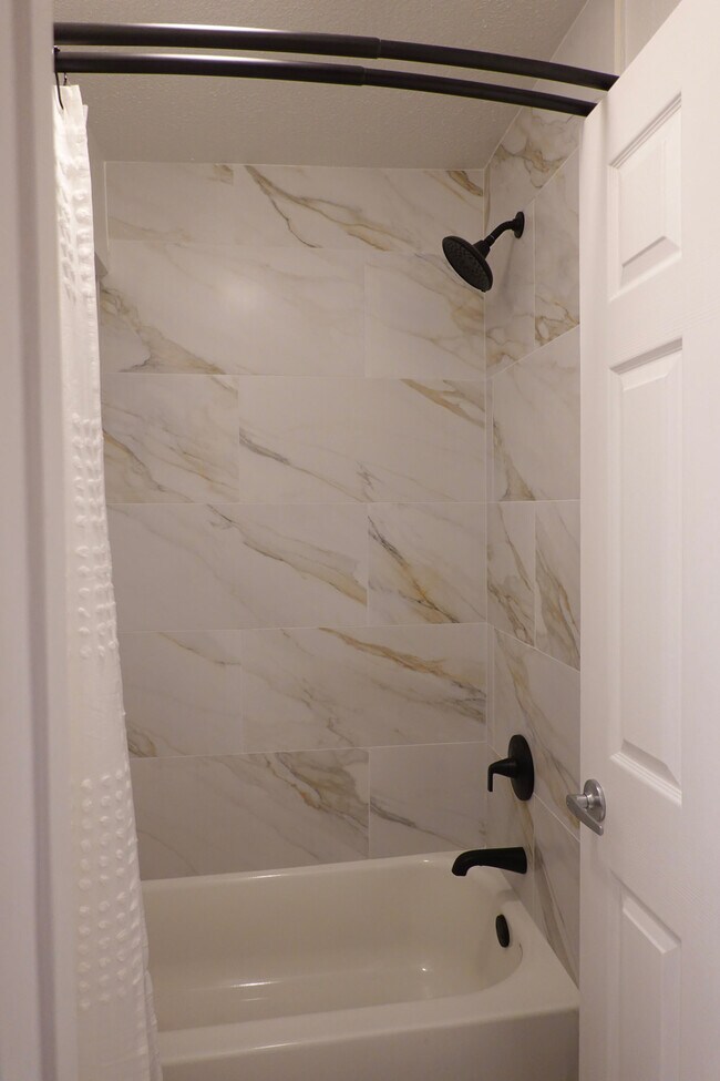 Primary Bath - 141 S Clark Dr