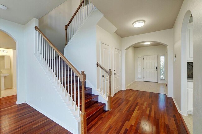 Building Photo - 8227 Liberty Walk Dr