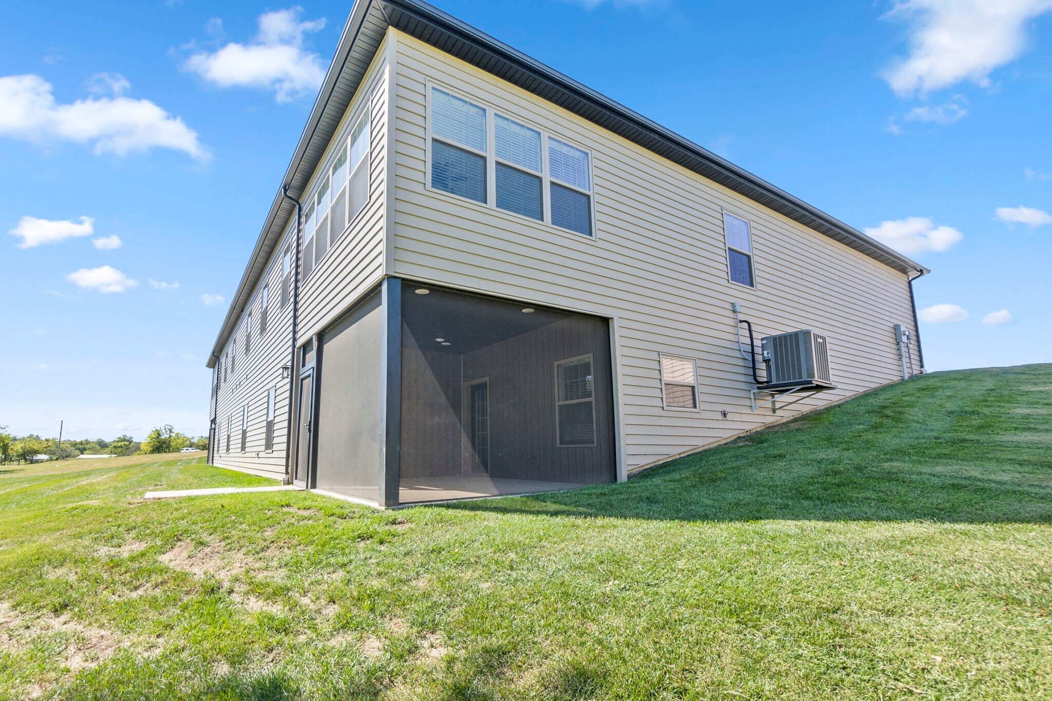 Building Photo - 81 E Autumn Leaf Dr