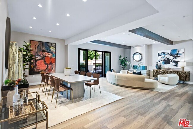 Primary Photo - 160 N La Peer Dr