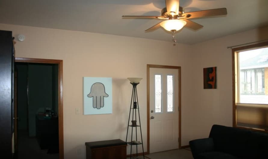 Living Room - 421 E Sanborn St
