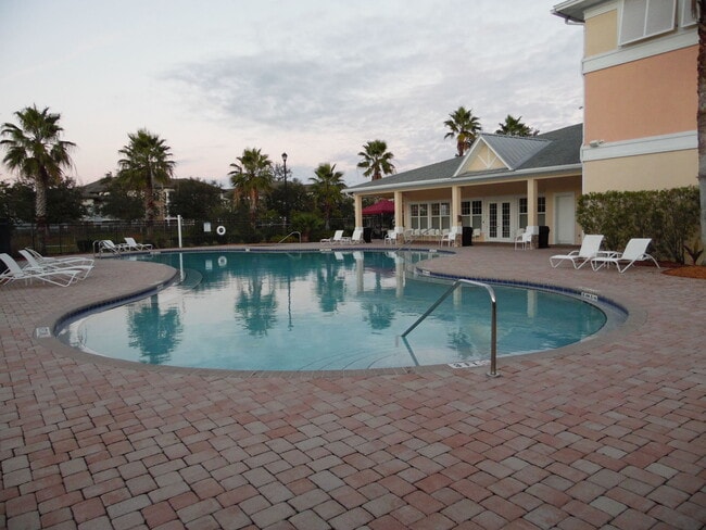 Building Photo - Very nice 3/2 at Southside and JTB