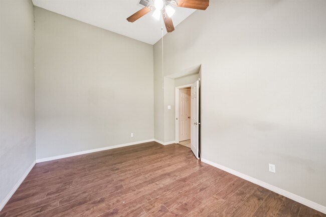 Building Photo - 12502 Miriam Ln