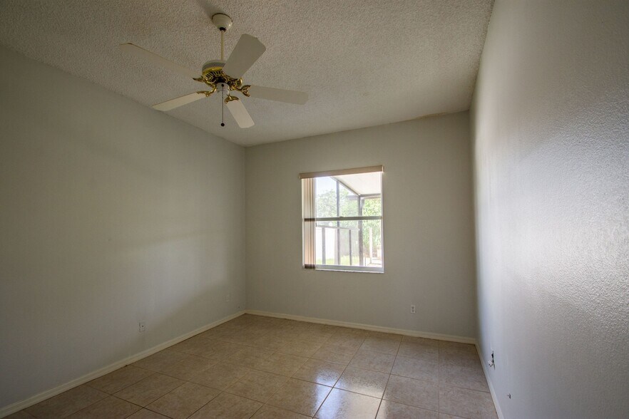 Building Photo - Available Now! 3/2 Home Near Hunter's Cree...