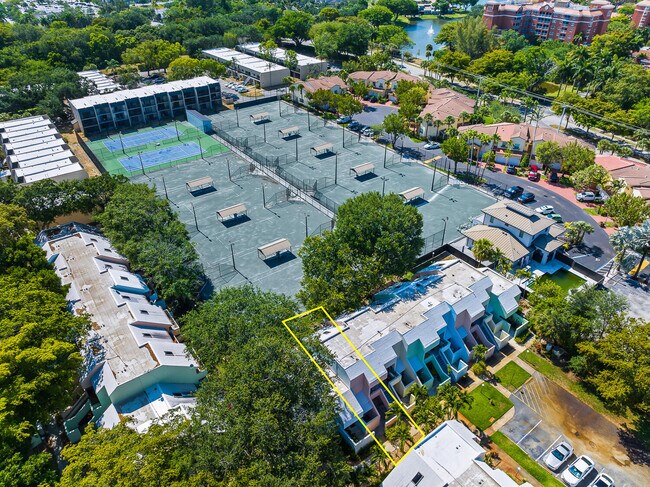 Building Photo - 9 Deer Creek Rd