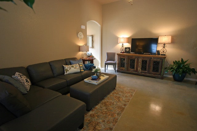 Building Photo - 186-188 Joanne Cove