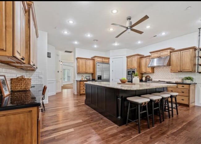 Building Photo - 103 S Alder Ln