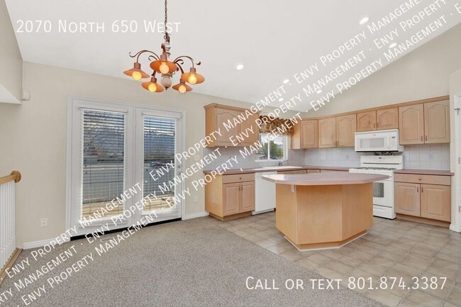 Building Photo - 2070 N 650 W