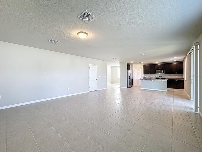 Building Photo - 5251 Meredrew Ln