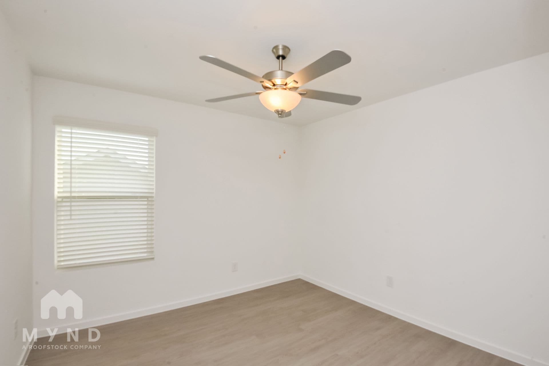 Building Photo - 2716 Mistwood Dr