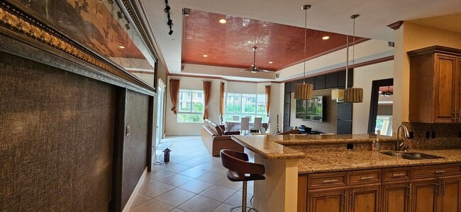 Building Photo - 16117 Emerald Estates Dr