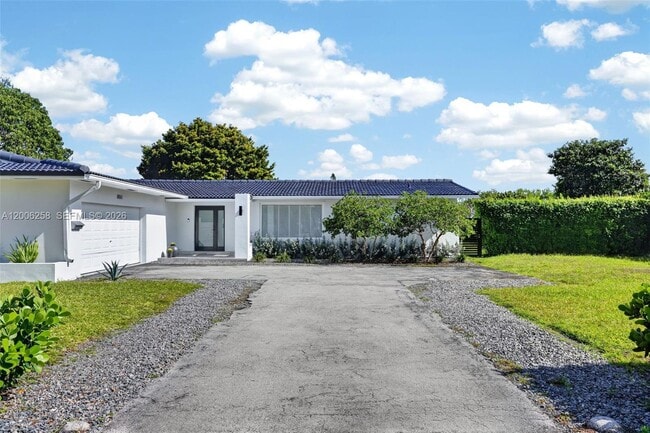 Building Photo - 8161 SW 104th St