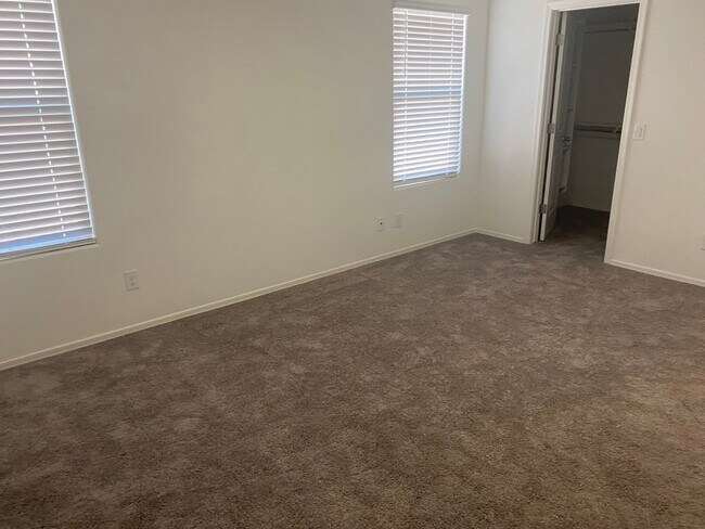 Building Photo - Charming 4 bedroom house in Coolidge